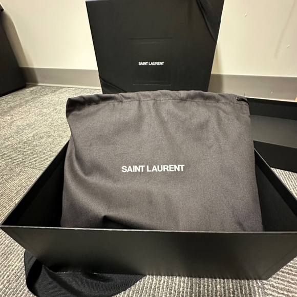 New with Tags Saint Laurent Gaby Cosmetics bag - Picture 2 of 8